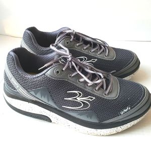 Gravity Defyer Proven Pain Relief Men's G-Defy Mighty Walk Athletic Sneakers - W